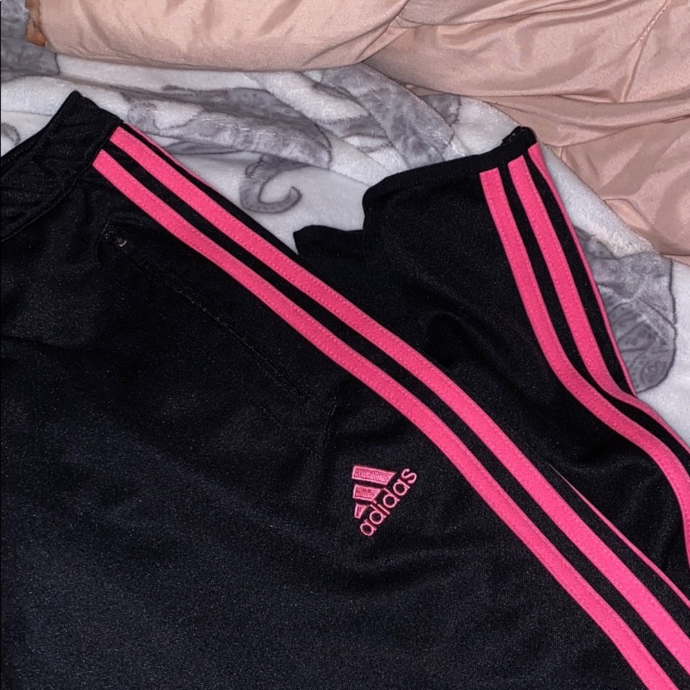 SOLD ON Ⓜ️ - Picture 2 of 4